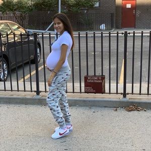 Meet your Posher, Evette